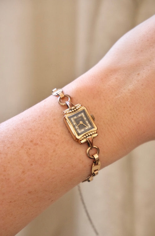 1930s Art Deco Gold Link Bracelet Watch | Petite Square Vintage Wristwatch | Antique Elegant Timepiece